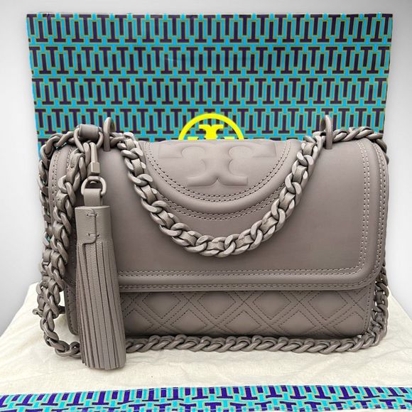 AUTH. Tory Burch Fleming Matte Small Shoulder Bag $498 - Picture 4 of 17